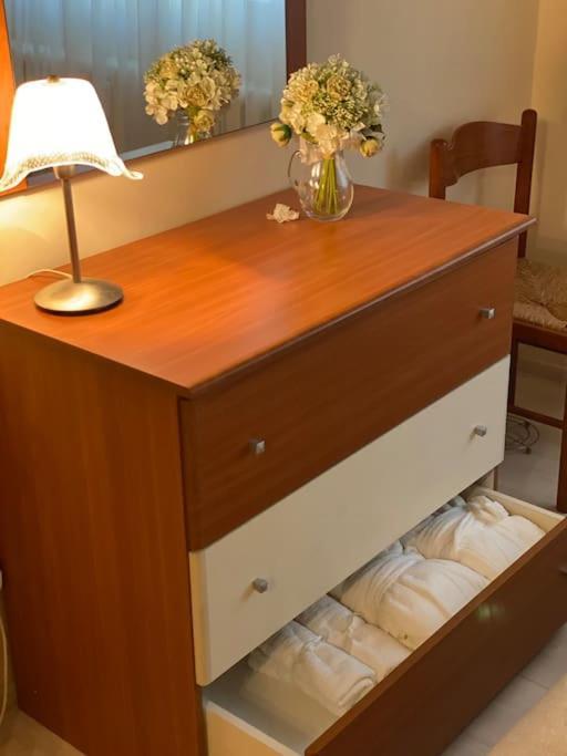Lovely & Quiet 1-Bedroom Condo With Free Parking Bukarest Exterior foto